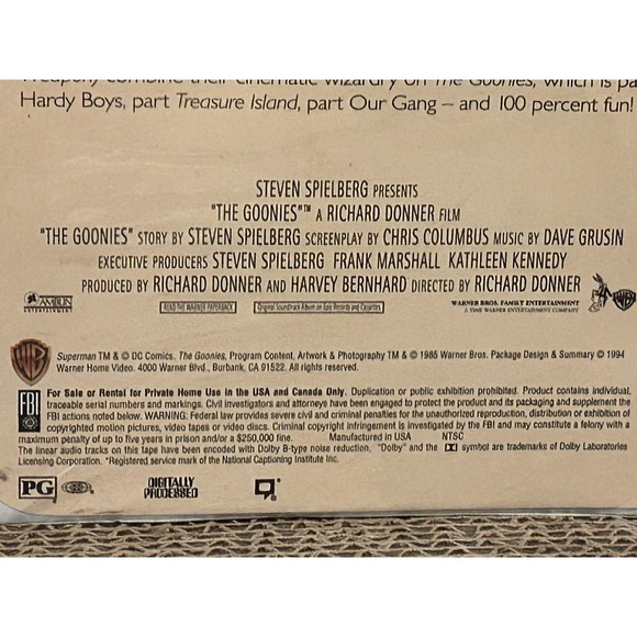 The Goonies (1985) VHS, 1994 Warner Home Video, Family Entertainment‎ Clamshell - Picture 5 of 7